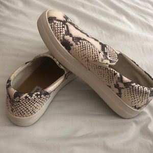 Steve Madden Platform Slip On snake print